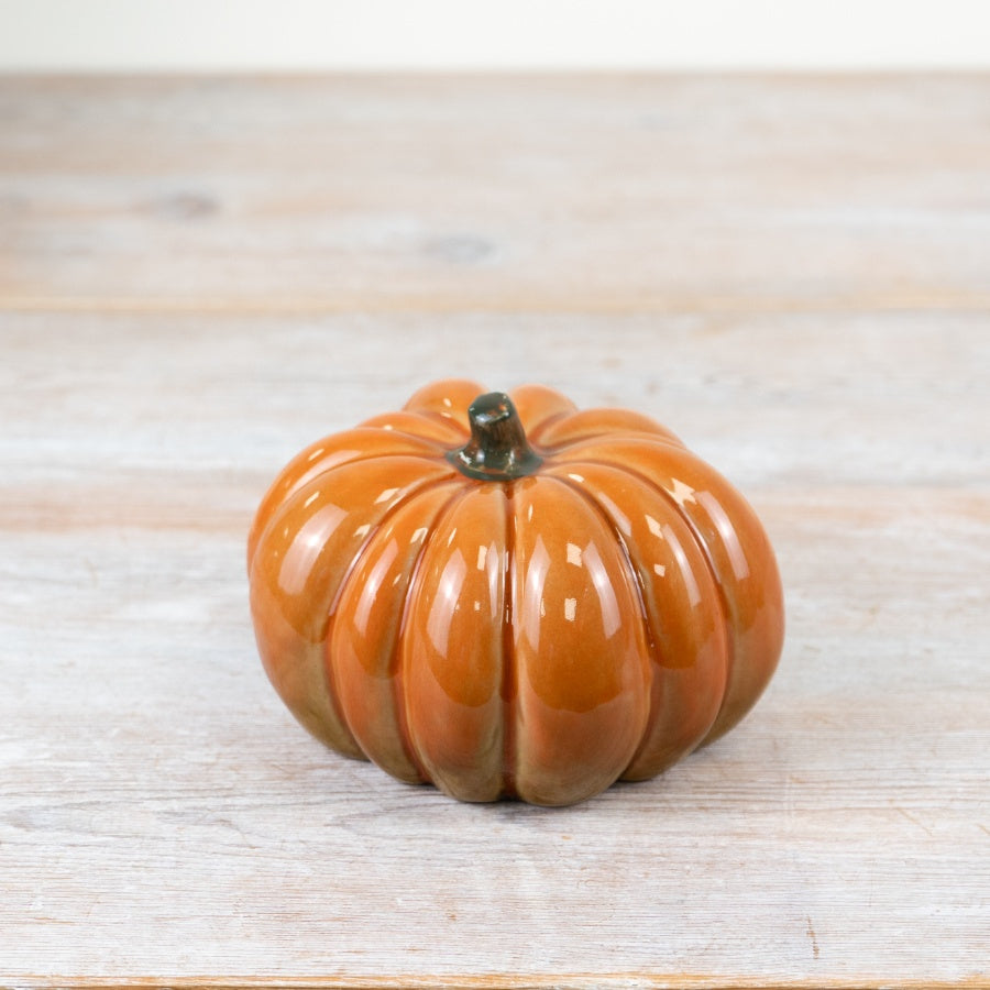 13cm Orange Pumpkin Decoration – Porcelain Autumn Ornament, Elegant Fall Décor