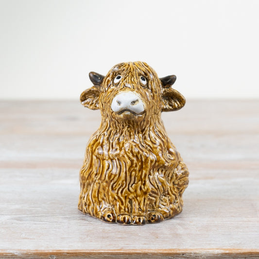Highland Cow Ornament – 11.5cm Hand-Finished Rustic Animal Figurine, Charming Home Décor