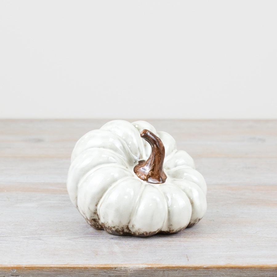 14.2cm Glazed Patterned Pumpkin Decoration – Porcelain Autumn Ornament, Elegant Fall Décor