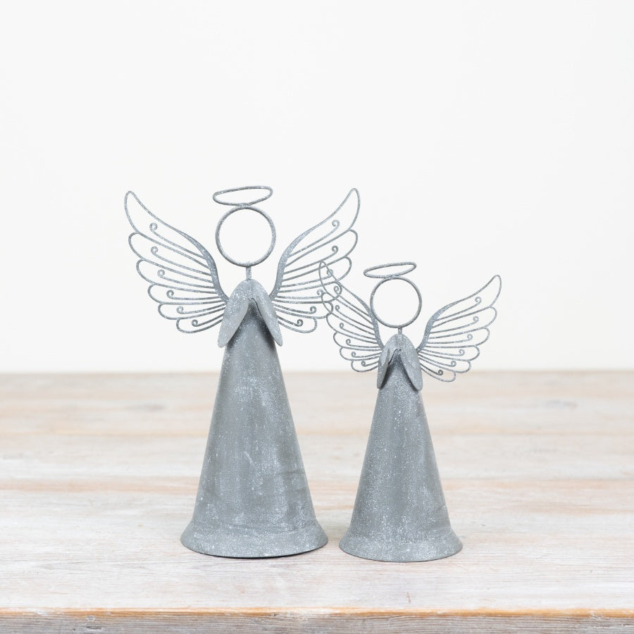 Rustic Metal Angel Ornament – 15.5cm Traditional Christmas Decoration, Festive Home Décor