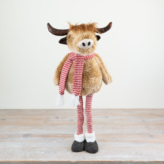 Telescopic Highland Cow Ornament – 67cm Festive Country Christmas Decoration with Scarf
