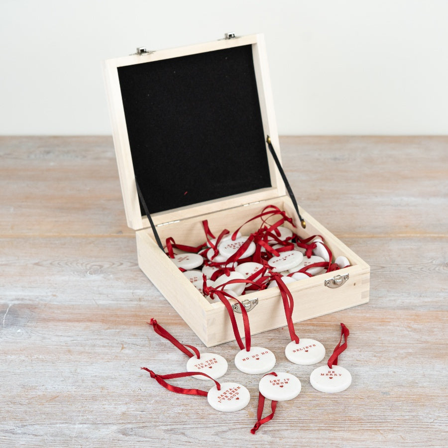 Christmas Round Pebbles 3.5cm Festive Decor with Wooden Display Box
