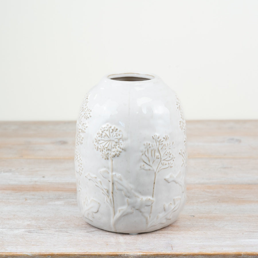 Flower Design White Vase – 19.5cm Elegant Ceramic Vase for Fresh or Artificial Flowers