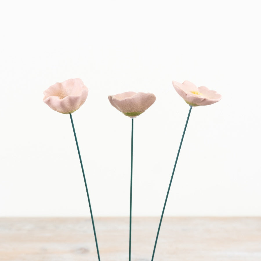 Pink Poppy Flower Garden Stakes 28cm – Decorative Metal Floral Stakes, Outdoor Garden & Planter Décor