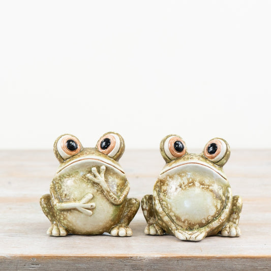 Set of 2 Terracotta Frog Ornaments 10cm – Decorative Garden and Home Figurines