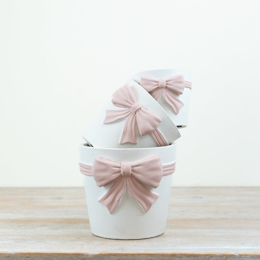 Pink Bow Planter – 18cm Ceramic Decorative Plant Pot, Trendy Indoor & Outdoor Accent