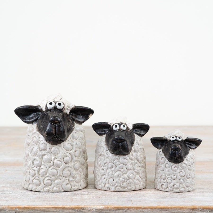 Sheep Figurine 8cm – Black & White Rustic Countryside Decoration