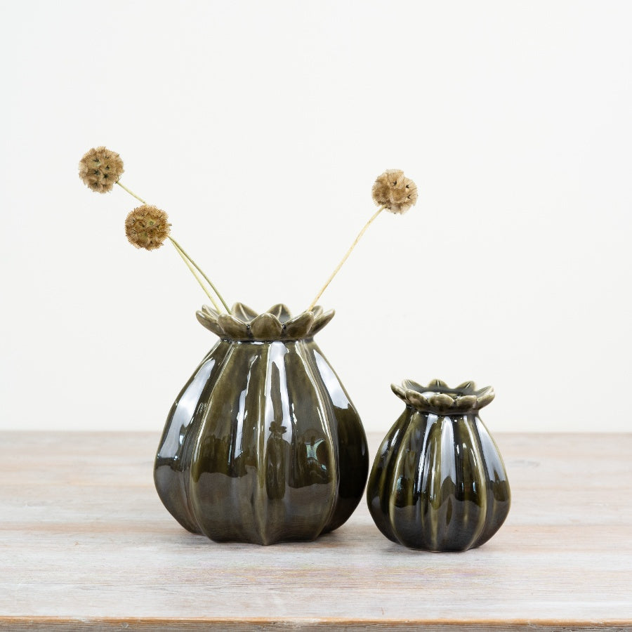 Green Poppy Bud Vase 11cm – Small Ceramic Flower Vase, Rustic & Modern Home Décor Accent