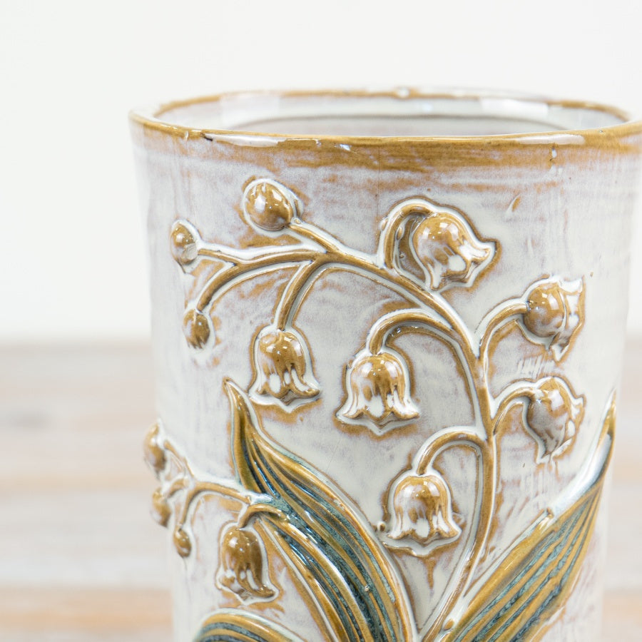 Leaf & Flower Vase 18cm – Embossed Ceramic Floral Farmhouse Home Décor