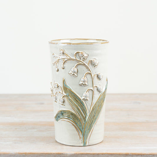 Embossed Flower Vase 24cm – Ceramic Floral Farmhouse Home Décor Accent, Rustic Decorative Flower Display Vase