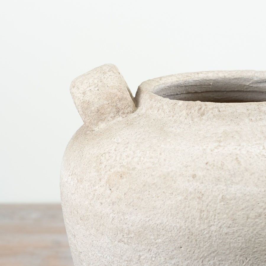 Lura Vase – 29cm Modern Rustic Cement Planter, Handcrafted Decorative Pot with Waterproof Seal