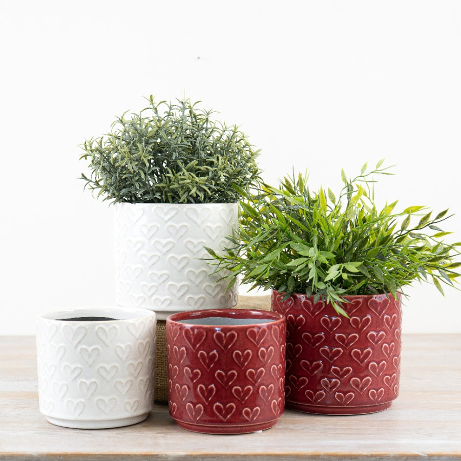 Red Heart Planter 12cm – Decorative Ceramic Plant Pot, Romantic Indoor Flower Pot, Stylish Home Décor Gift