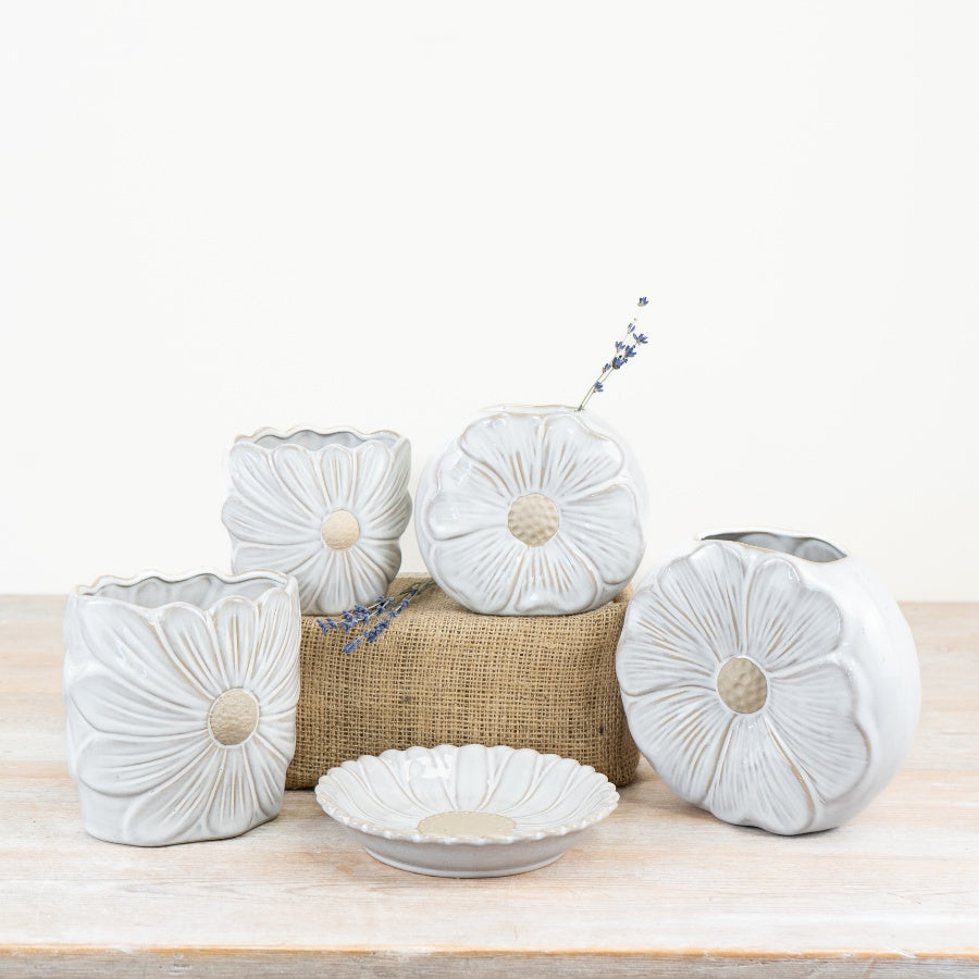 Glossy Daisy Ceramic Vase 17cm – Decorative Flower Vase with Raw and White Glaze