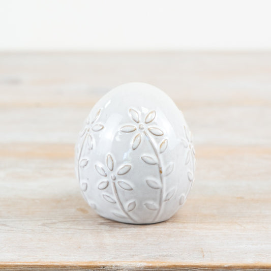 Porcelain Flower Egg Ornament 9.5cm – Elegant Floral Decorative Home Accent