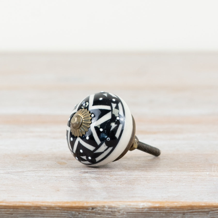 Vintage Patterned Knob, 4cm x 7cm