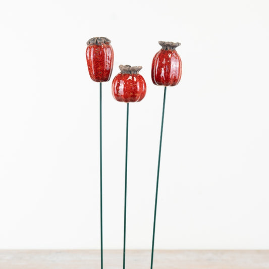 Red Metal Flower Garden Stakes 63cm – Set of 3 Decorative Plant Stakes, Outdoor Garden & Patio Décor
