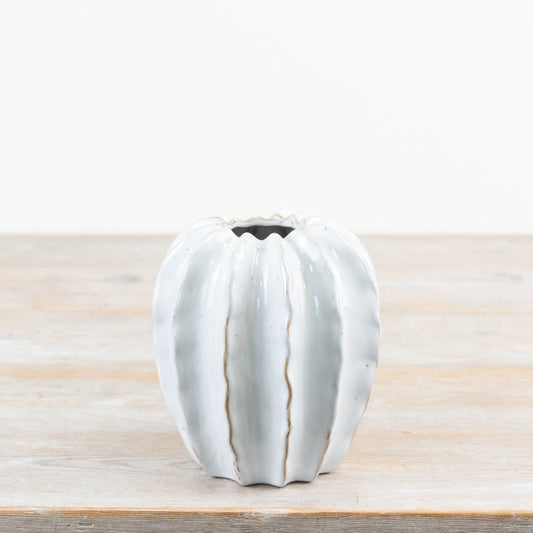 White Ceramic Pod Vase 15cm – Chic Decorative Vase with Off-White Glaze