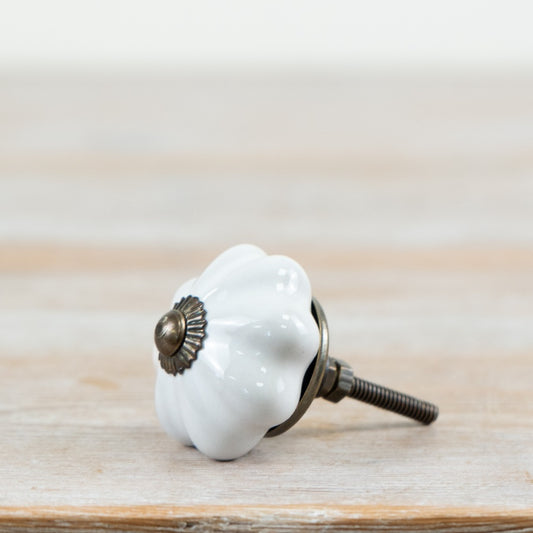 White Door Knob, 7cm