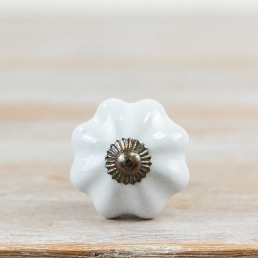 White Door Knob, 7cm