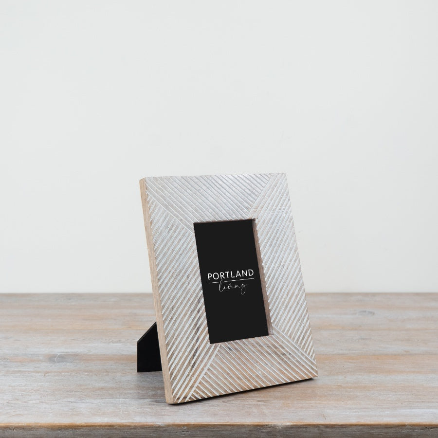 Striped White Washed Photo Frame 25.5cm – Rustic Wooden Picture Frame, Natural Decorative Display for Shelf & Table