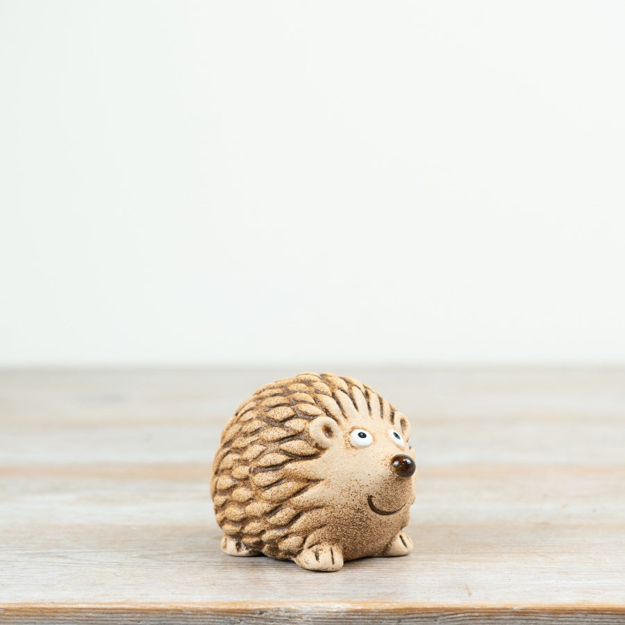 Hedgehog Ornament 8.6cm – Cute Garden Animal Figurine, Small Rustic Indoor Outdoor Decor Accent