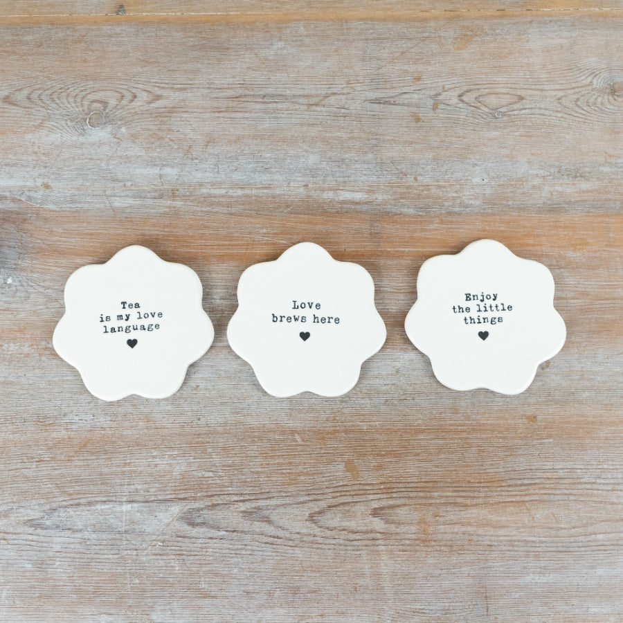 Love Brews Here Flower Coaster 10cm – Porcelain Drink Mat Romantic Heart Design Kitchen Table Decor Gift