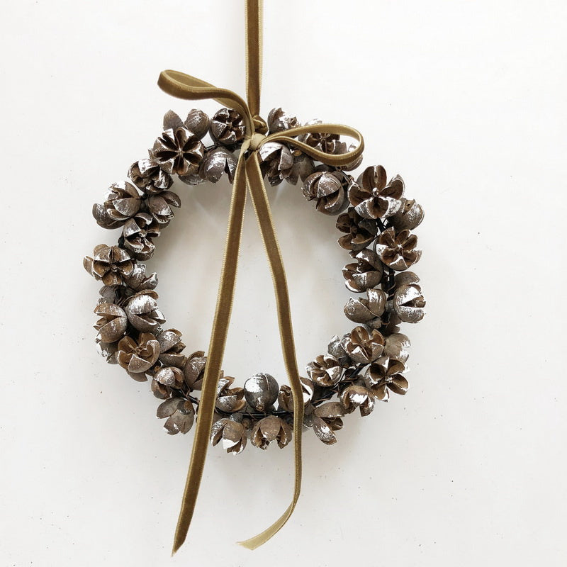 Cross Fruit Wreath Natural Pod Christmas Decoration Velvet Ribbon Rustic Festive Hanging Décor 15.5cm Item #79061