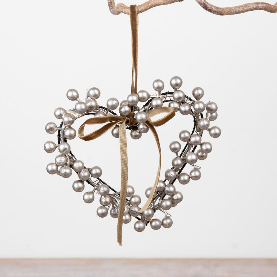 Champagne Berry Heart Wreath Heart Shaped Christmas Wreath Winter  Berry Hanging Décor 15cm Item #79086