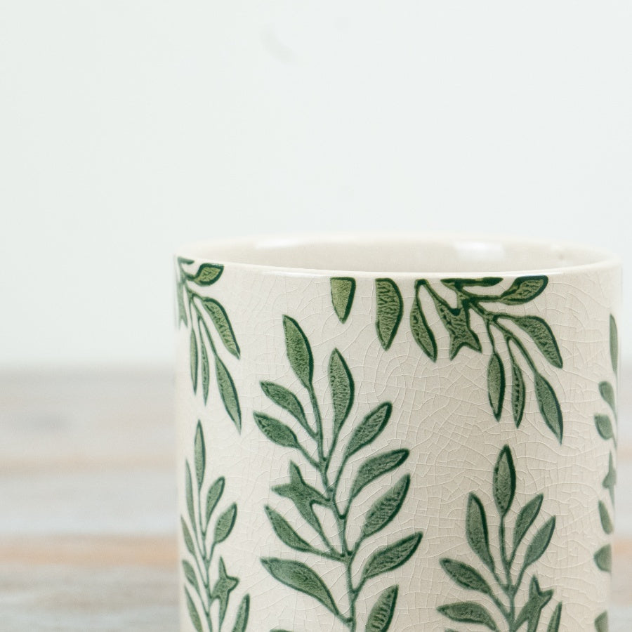 Green Leaf Planter 11.7cm – Botanical Ceramic Plant Pot, Vibrant Indoor Planter for Succulents & Modern Home Decor