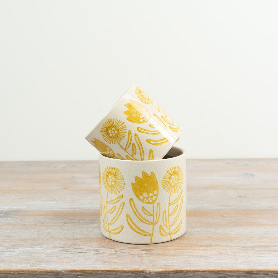 Sunflower Planter 14cm – Yellow Ceramic Flower Pot, Bright Floral Indoor Plant Holder for Home & Garden Decor
