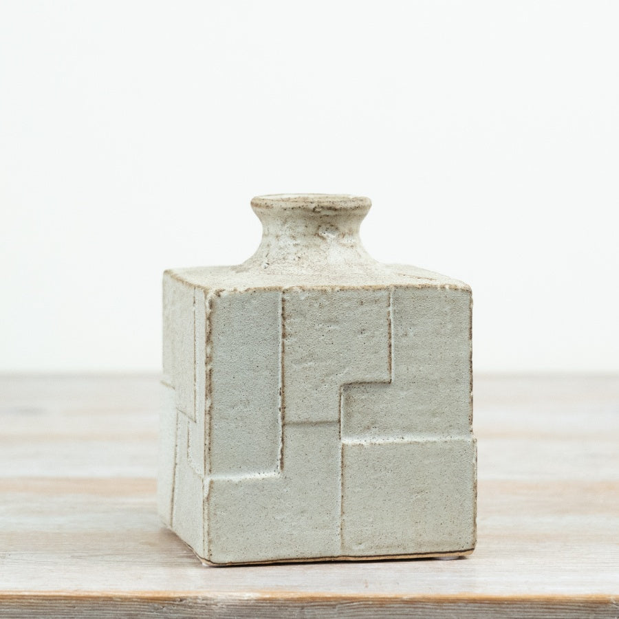 Natural Geometric Cube Vase Ceramic Cube Vase Textured Geometric Decorative Flower Vase Home Décor 13cm Item #79255