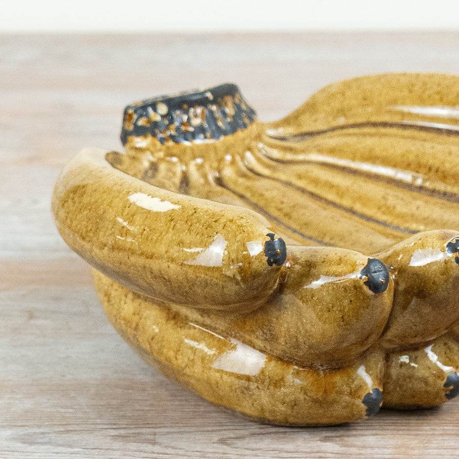 Banana Plate 26cm – Decorative Ceramic Fruit Dish Sculpted Design Brown Yellow Glaze Home Decor