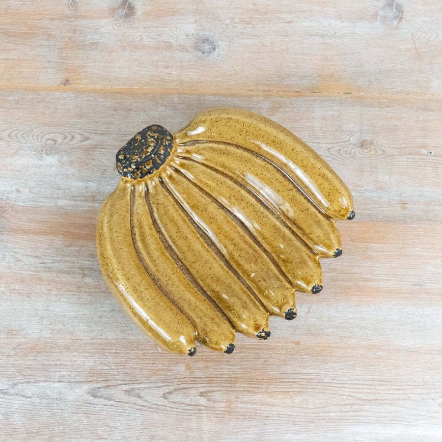 Banana Plate 26cm – Decorative Ceramic Fruit Dish Sculpted Design Brown Yellow Glaze Home Decor