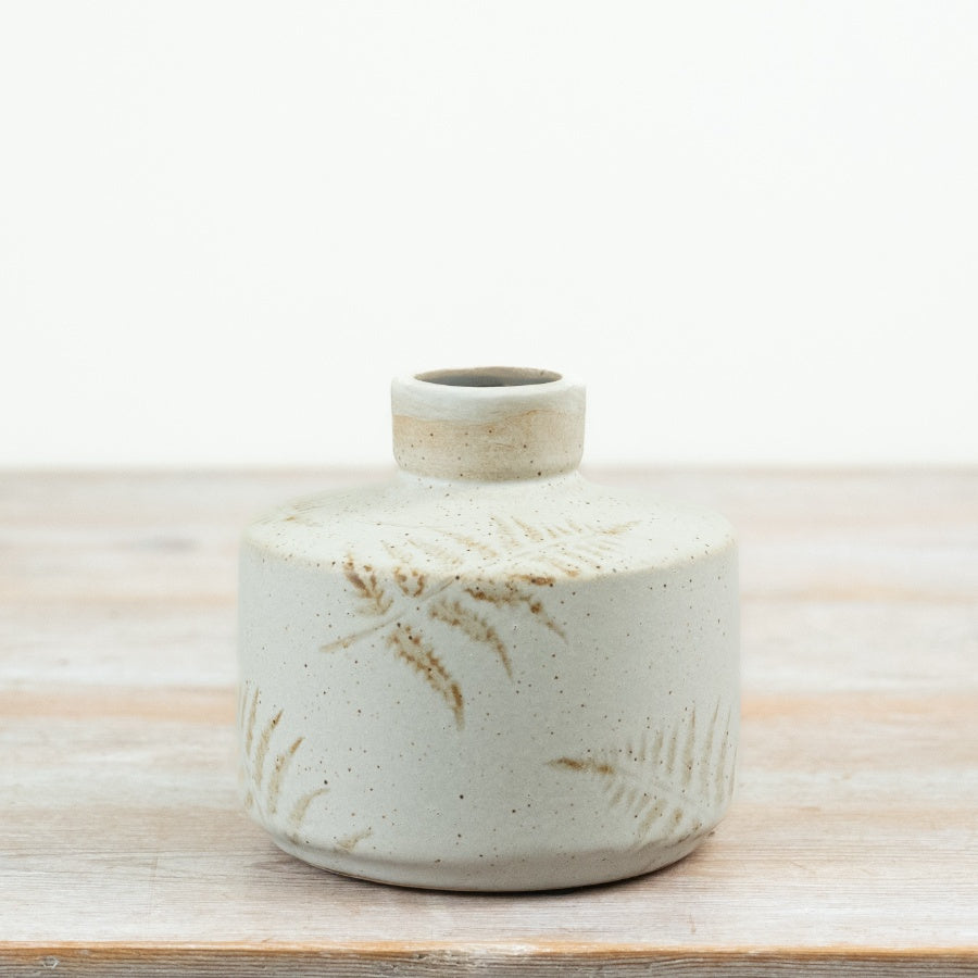 Brown Fern Vase Ceramic Botanical Flower Vase Embossed Fern Design Rustic Home Décor 13cm
