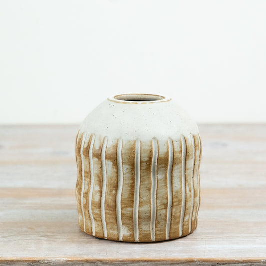 Natural Ribbed Vase Ceramic Neutral Flower Vase Textured Striped Design Farmhouse Home Décor 13.5cm