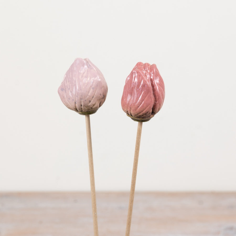 Speckled Pink Tulip Flower Garden Stake 25cm – Metal Floral Decor, Decorative Plant Stake for Outdoor & Indoor Styling