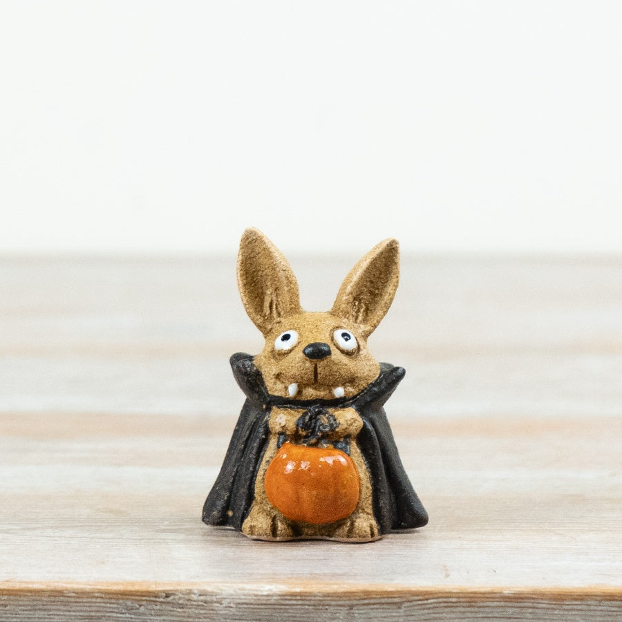 Little Lookers Rosy Eyes Bat Ornament Ceramic Halloween Bat Decoration Autumn Home Décor Gift 7cm