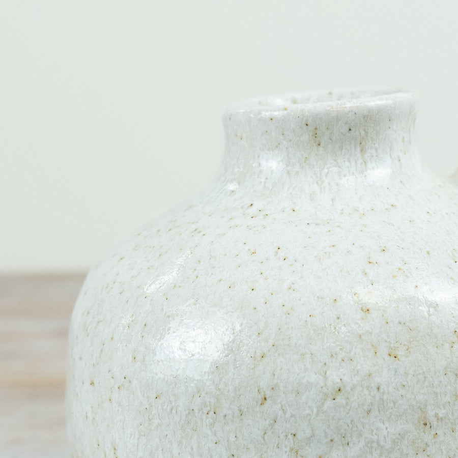 Bonnie Vase – Decorative Stoneware Vase for Dried Flowers Rustic Shelf Styling Home Decor