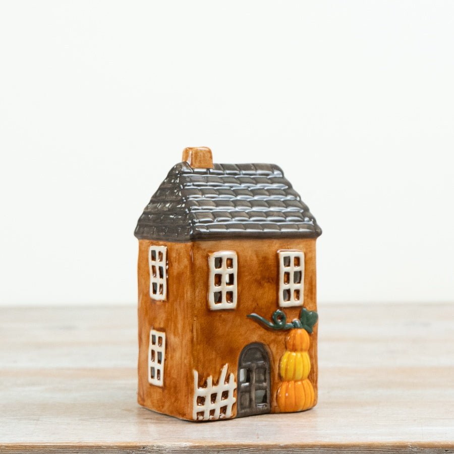 Candle House with Pumpkin, 17cm