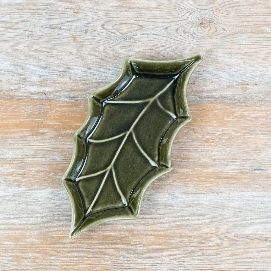 Ceramic Holly Leaf Plate Green Glazed Christmas Serveware Festive Tableware Entertaining Dish 23cm Item #81126