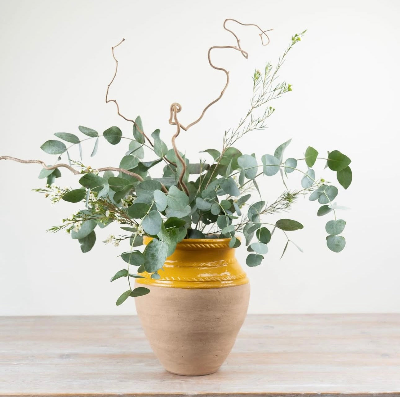 2-Tone Terracotta Vase – 26.5cm Warm Earthy Ceramic Planter for Fresh Flowers or Decorative Display