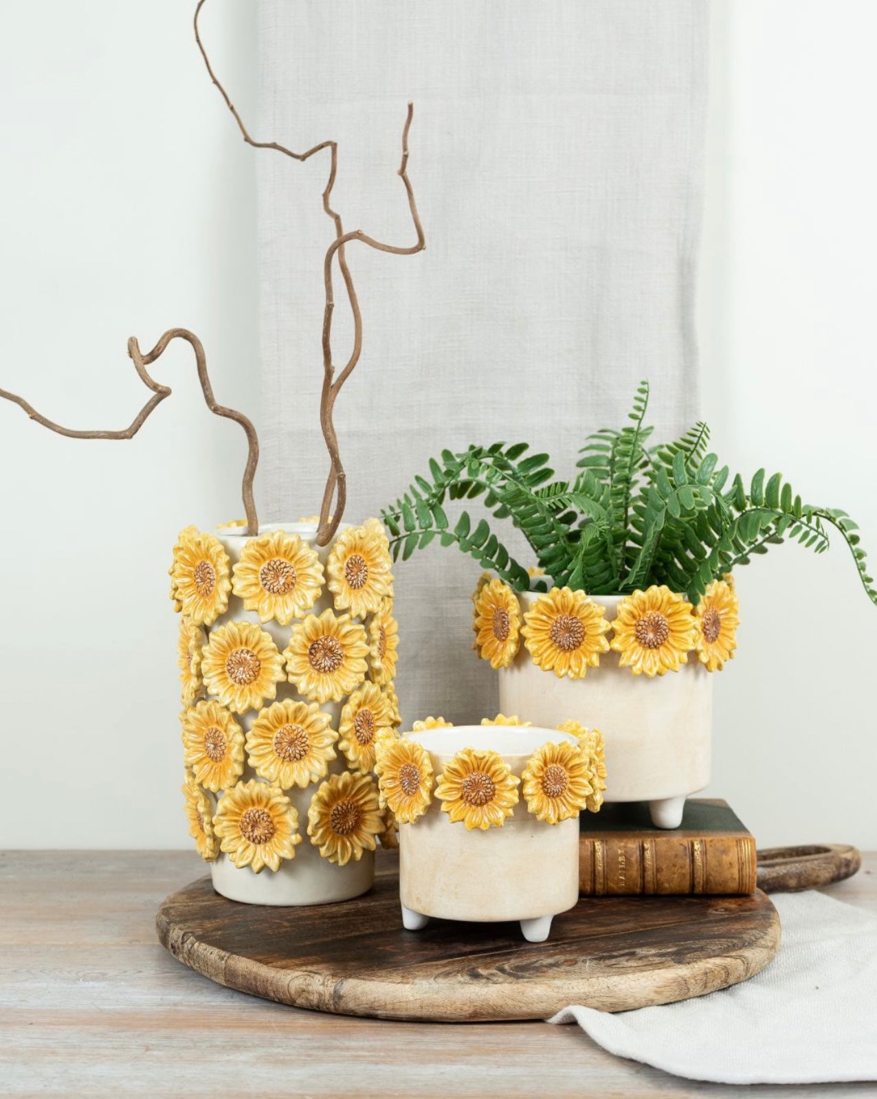 3D Sunflower Planter 12.8cm – Yellow Floral Decorative Plant Pot, Ceramic Indoor Planter for Bright Home Decor