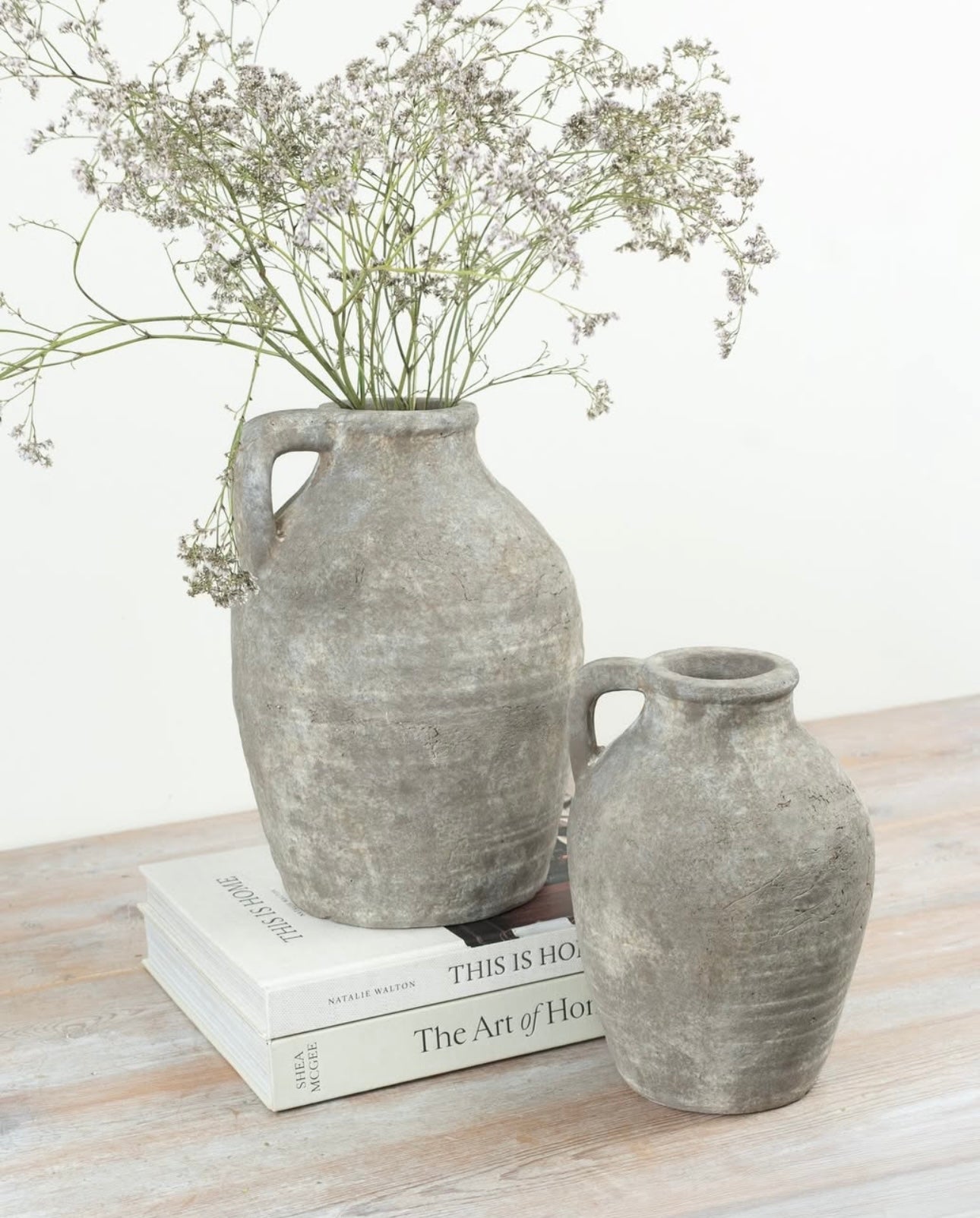 Farmhouse Ceramic Jug Vase 28cm – Large Rustic Pitcher Vase for Fresh or Dried Flowers – Neutral Vintage Home Décor for Kitchen, Hallway or Living Room – Sabrina Decorative Jug with Handle