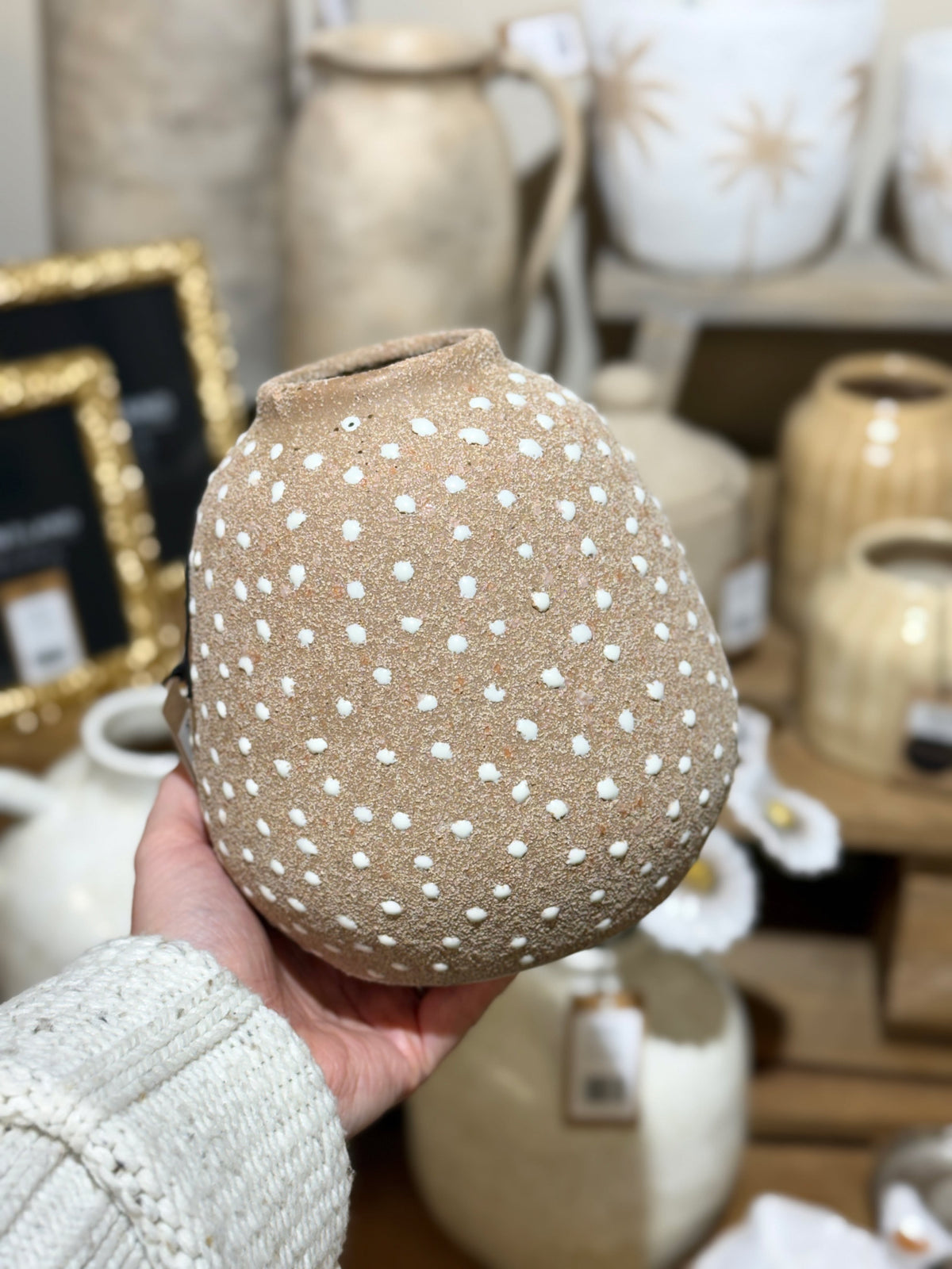 Spoty Ceramic Vase White Dot Design Rustic Decorative Flower Vase Home Décor 15.5cm Item #83149