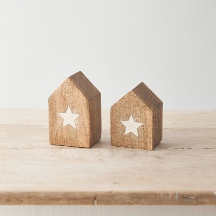 10cm Mango Wood House with Embossed White Star Design - Rustic Decor Accent for Home