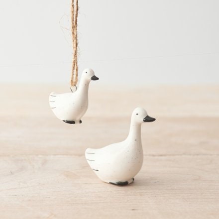 Mini Ceramic Duck Decoration, 5.5cm - Adorable Small Ornament for Home Decor